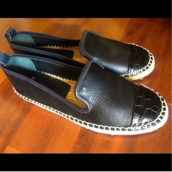 FENDI Leather Croc Embossed Cap toe Espadrille - Picture 4 of 8